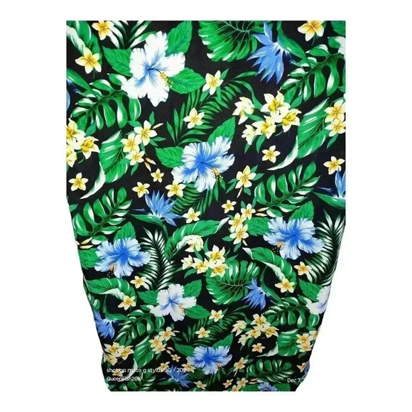 Lush Blouse High Low Top Women's Hawaiian Floral Short Sleeve Scoop Neck Size M - Picture 9 of 9